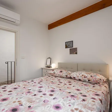 Exquisites Im Herzen Von Mit Meerblick, Nur 150 Meter Zum Apartamento *