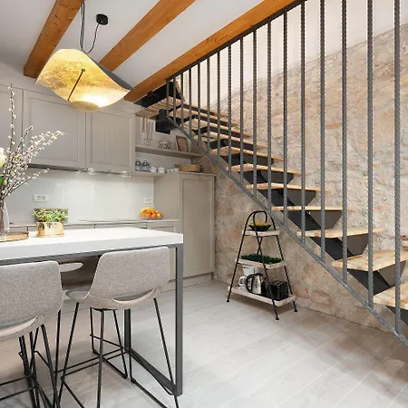 Exquisites Im Herzen Von Mit Meerblick, Nur 150 Meter Zum Apartamento *